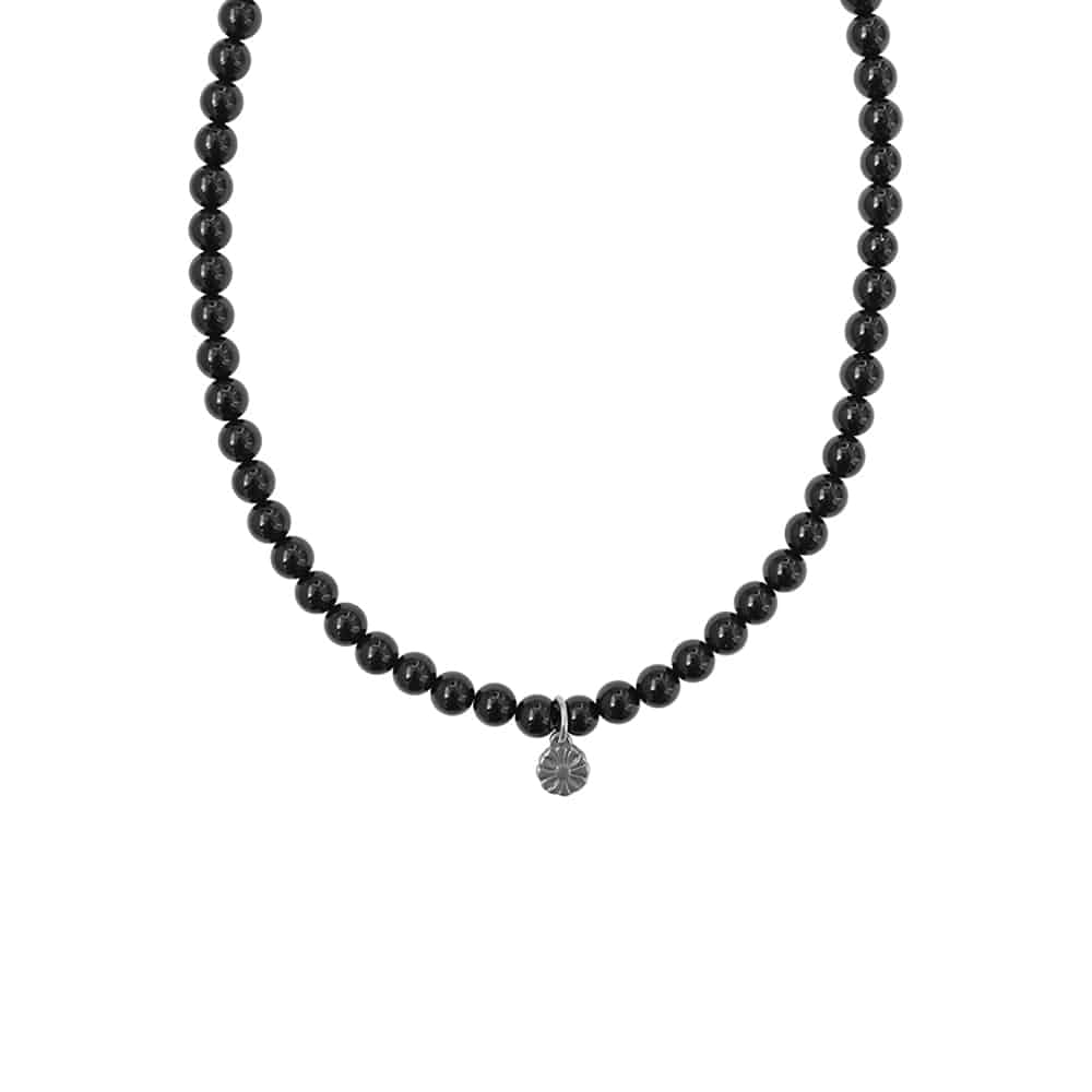 onyx flower motif necklace